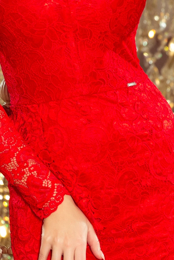 170-6 Ilgomis rankovėmis ir iškirpte - Raudona nėrinių suknelė