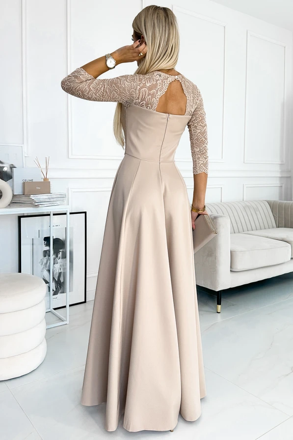 309-10 AMBER nėriniuota elegantiška ilga suknelė su iškirpte ir skeltuku ant kojos - SMĖLINĖ